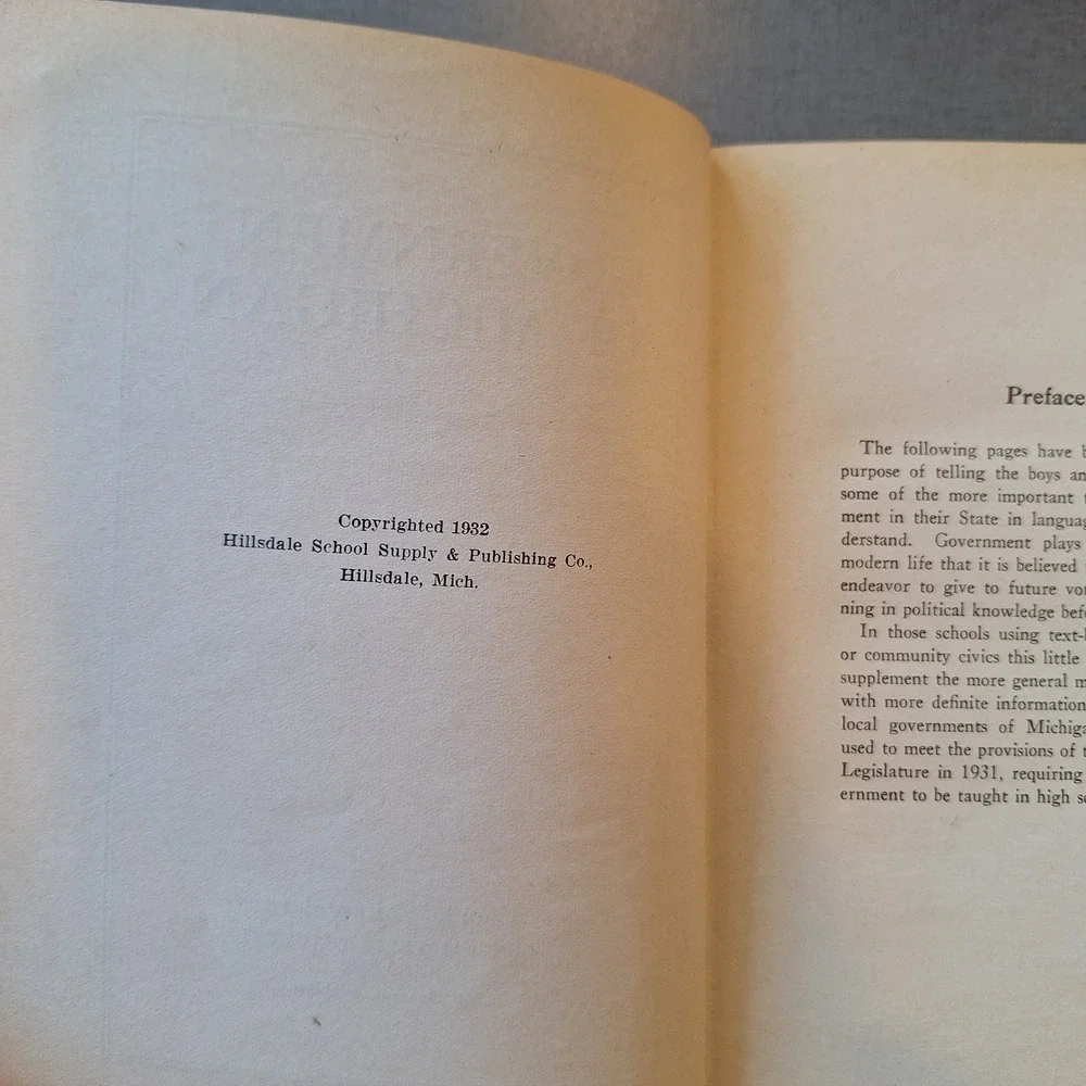Government of Michigan Book 1932 Claude S.‎ Larzelere History Textbook